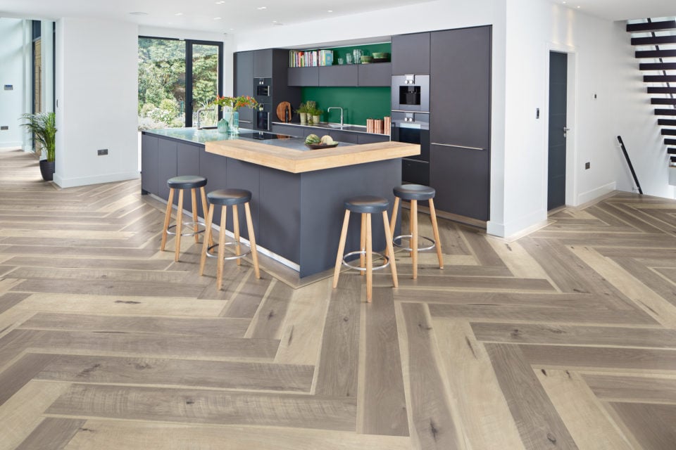 Karndean Flooring LVT EW11 Weathered Hickory LS