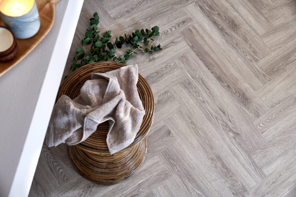 Woodpecker Flooring brecon seashell oak herringbone stratex cameo woodpeckerflooring